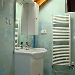 בית הארחה Charlie Retro-modern Design 3*