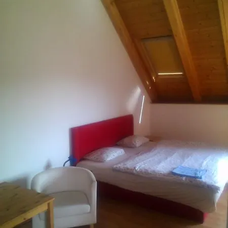 Charlie Retro-modern Design